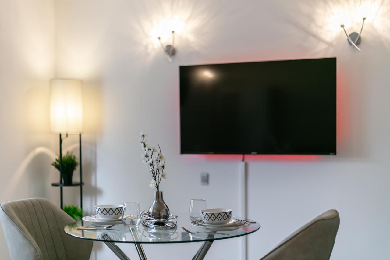 Aryas Apartments London Эджвар Экстерьер фото